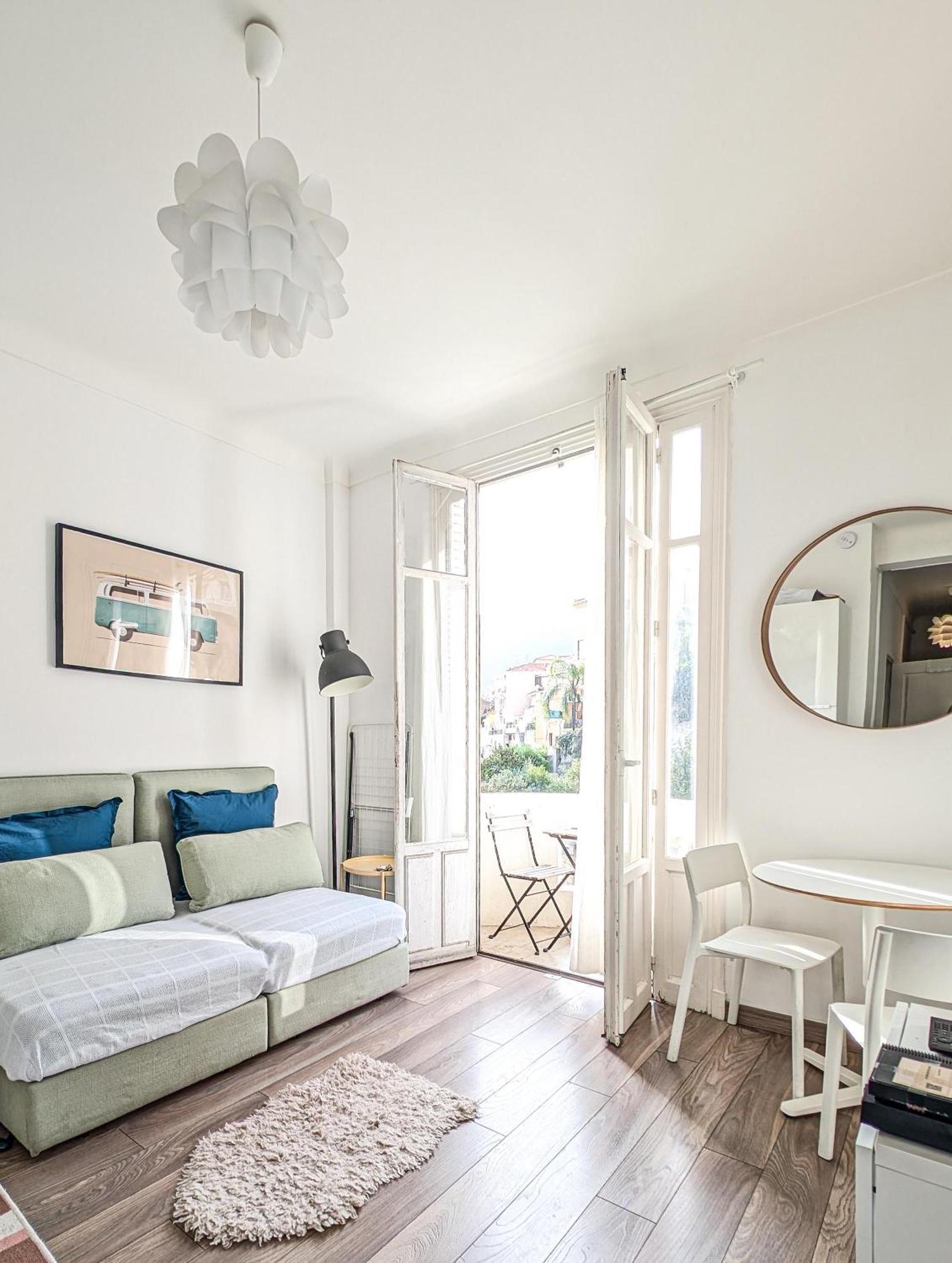 Lilit Beautiful 1 Bedroom Apartment On The Border With Monaco Босолей Экстерьер фото
